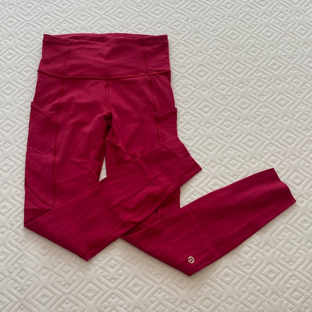 Pink Fast and Free Lululemon leggings 7/8 length